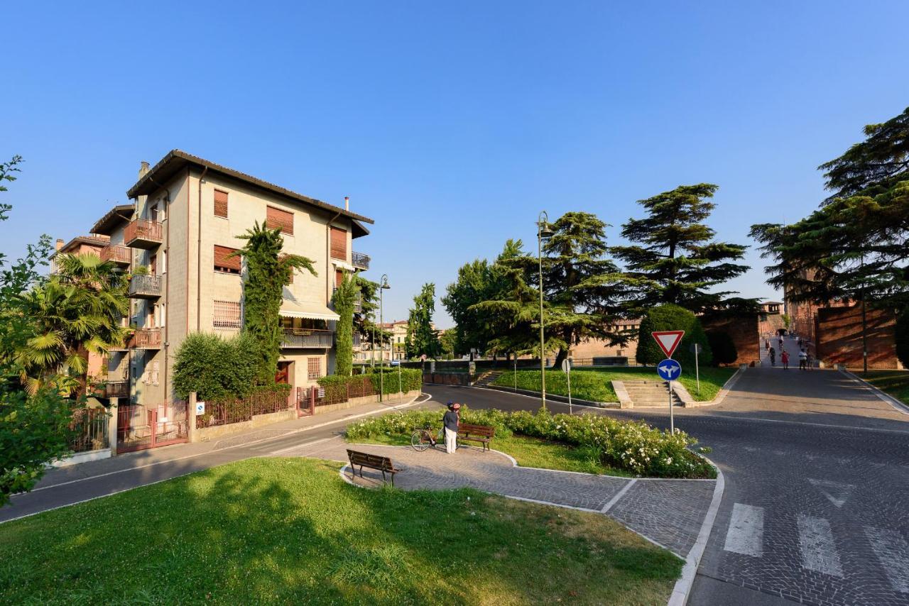 Veronainflat - Castle View Room Bagian luar foto