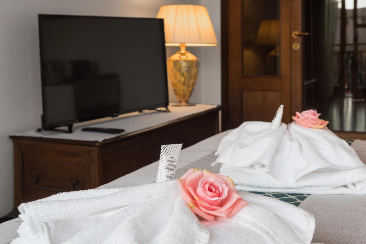 Veronainflat - Castle View Room Bagian luar foto